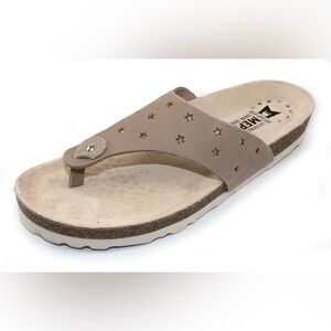MEPHISTO Perforated Leather Thong
Sandals Nikie Star Light Taupe - Medium